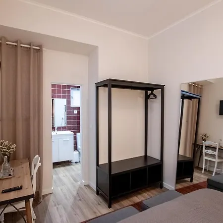 Carnot House Gæstehus 3*