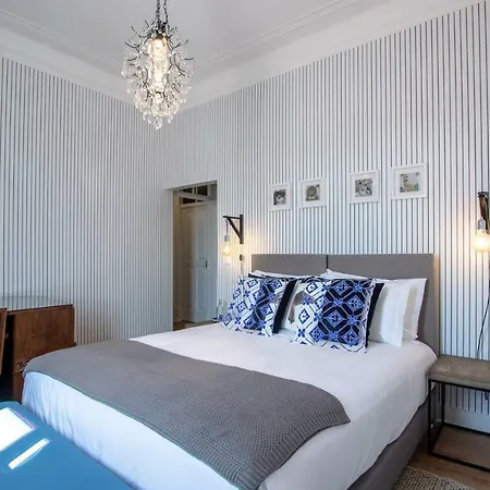 Carnot House 3*