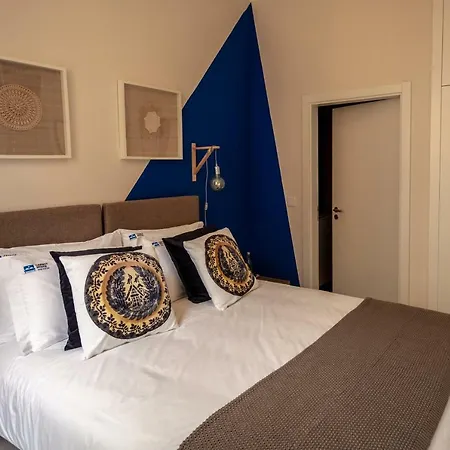 Carnot House Gasthuis 3*