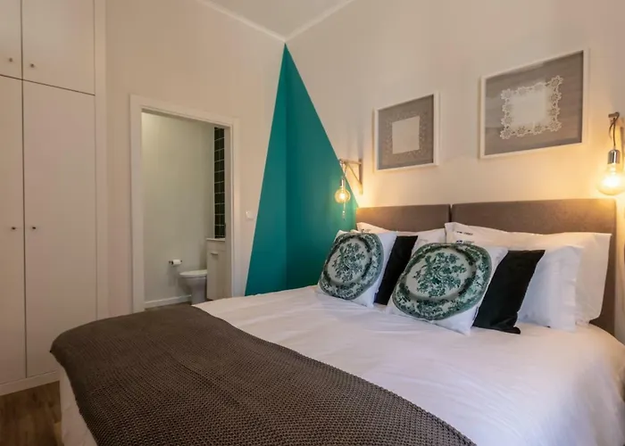 Carnot House